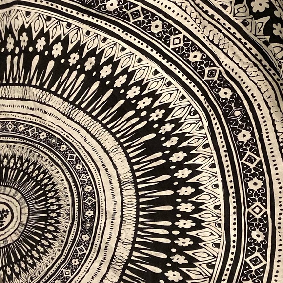 American Eagle Outfitters Other - american eagle apt medallion tapestry